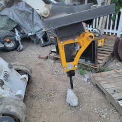 Bobcat Mini Breaker 
