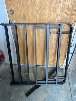 Twin mattress frame