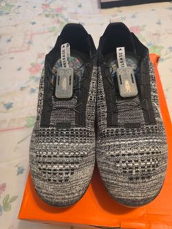 Nike trainers size 9.5