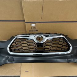 For 2020 2021 2022 Toyota Highlander Front Bumper Assembly With Grille Fog