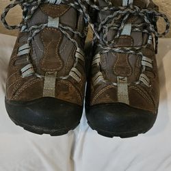 KEEN TARGHEE WOMEN'S SHOES SIZE 7