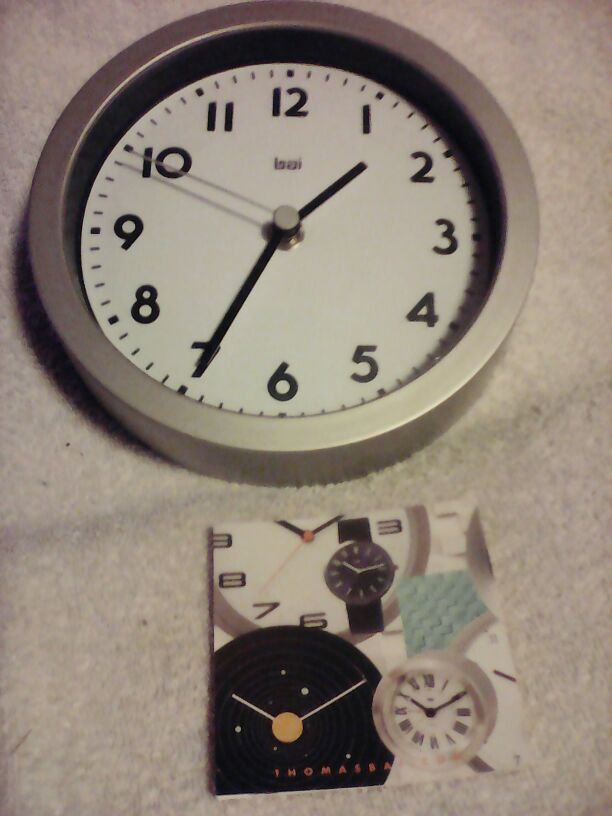 Clock Thomas bai,studio wall clock,landmark silver