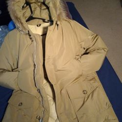 Woolrich Heavy Duty Brand New Coat For Sale, Original Eddie Bauer