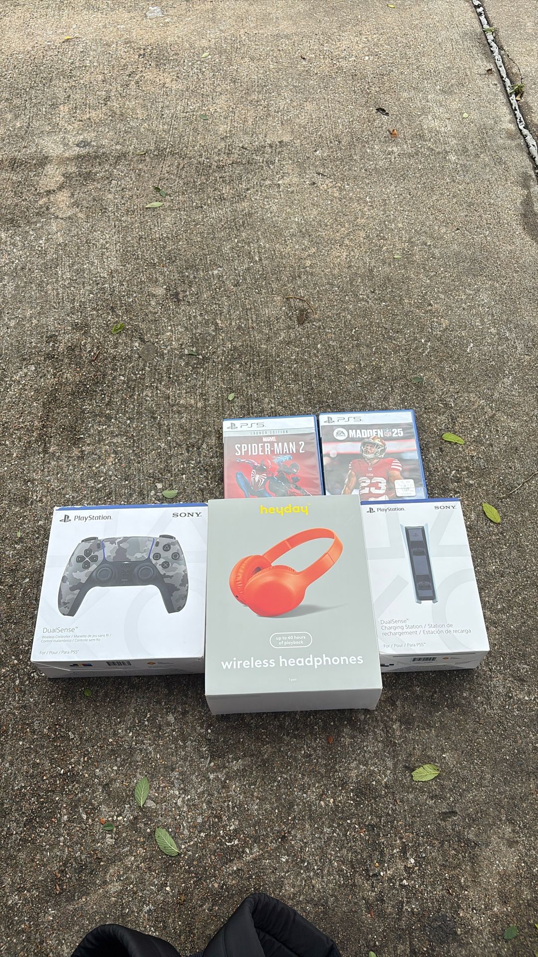 ALL PS5 BRAND NEW PS5 GAMES / CONTROLLER AND WIRELESS HEADPHONES