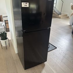 Magic Chef Fridge 