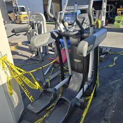 Technogym Cardio Elliptical Gym Equipment Fitness Workout Machine