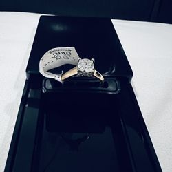 18k Solitary Weeding Ring 💍 