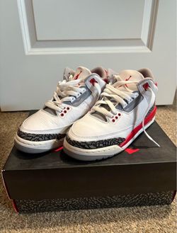Jordan 3 “Fire Red” (2022) GS, Style DM0967-160 SIZE 5Y Women’s 6.5
