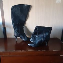 Women's Black Print 3" Boots (10W)