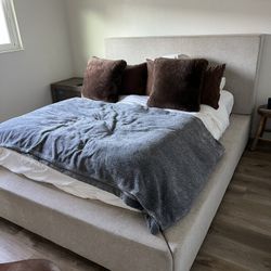 UPHOLSTERED QUEEN BED FRAME