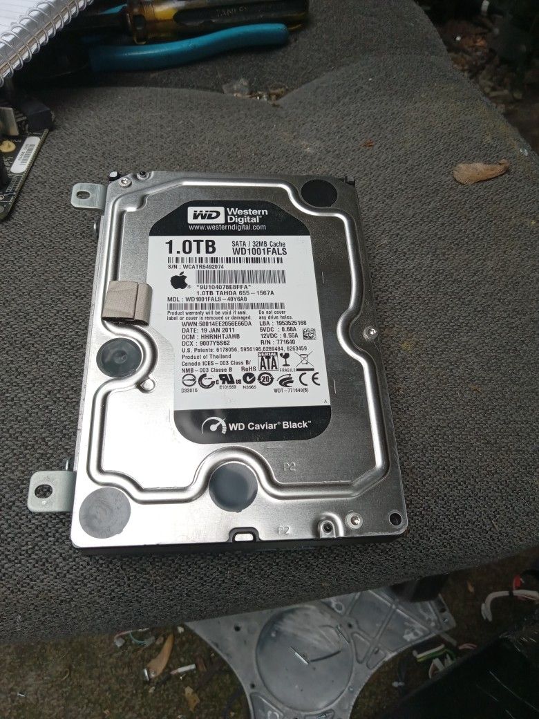 Western Digital Internal Hard-drive 1.0TB SATA 32MB Cache Model WD1001FALS -40Y640