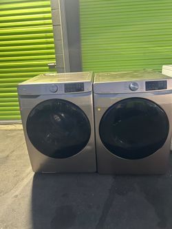 Washer and gas dryer