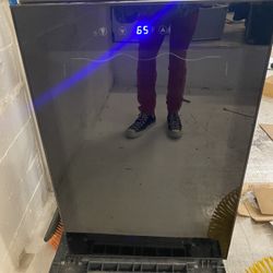 Antarctic Star Wine & beverage Cooler 