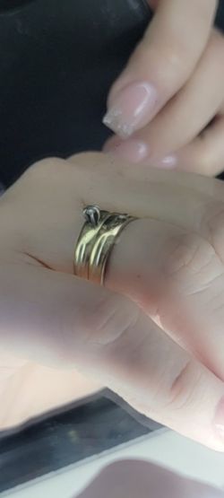 Gold Ring 300