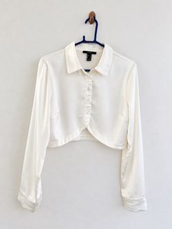 Forever 21 white satin cropped blouse(size:L)