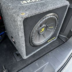 “WILL TRADE FOR A AMP” Kicker TCWC102 CompC 10" Subwoofer in  Enclosure 2-Ohm Box 