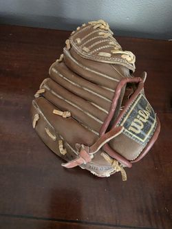 Youth Wilson Ball Glove