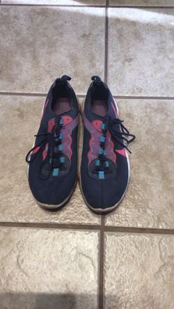 Girls Nike Kids Shoes Size 6.5