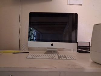 Apple computer