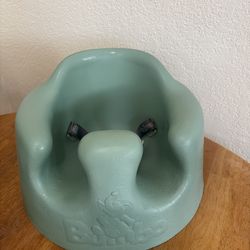 Infant Floor Seat with Restraint Belts