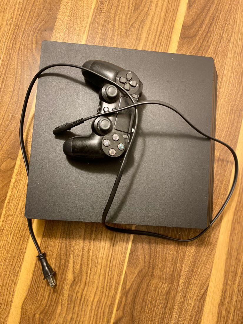 PS4 Pro 1Tb for Sale in Tucson, AZ - OfferUp