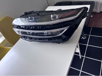 2022-2025 Genesis GV70 LT Headlamp