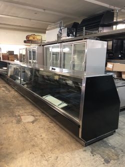 24’ Hussmann service meat case