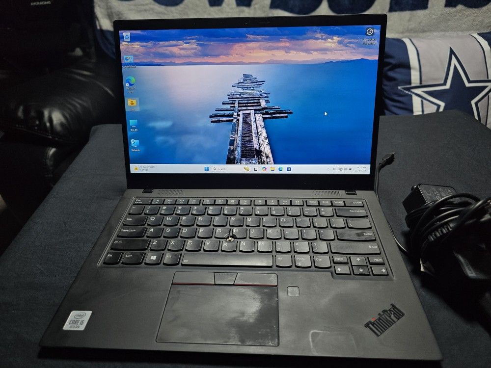 Lenovo ThinkPad X1 Carbon Gen 7