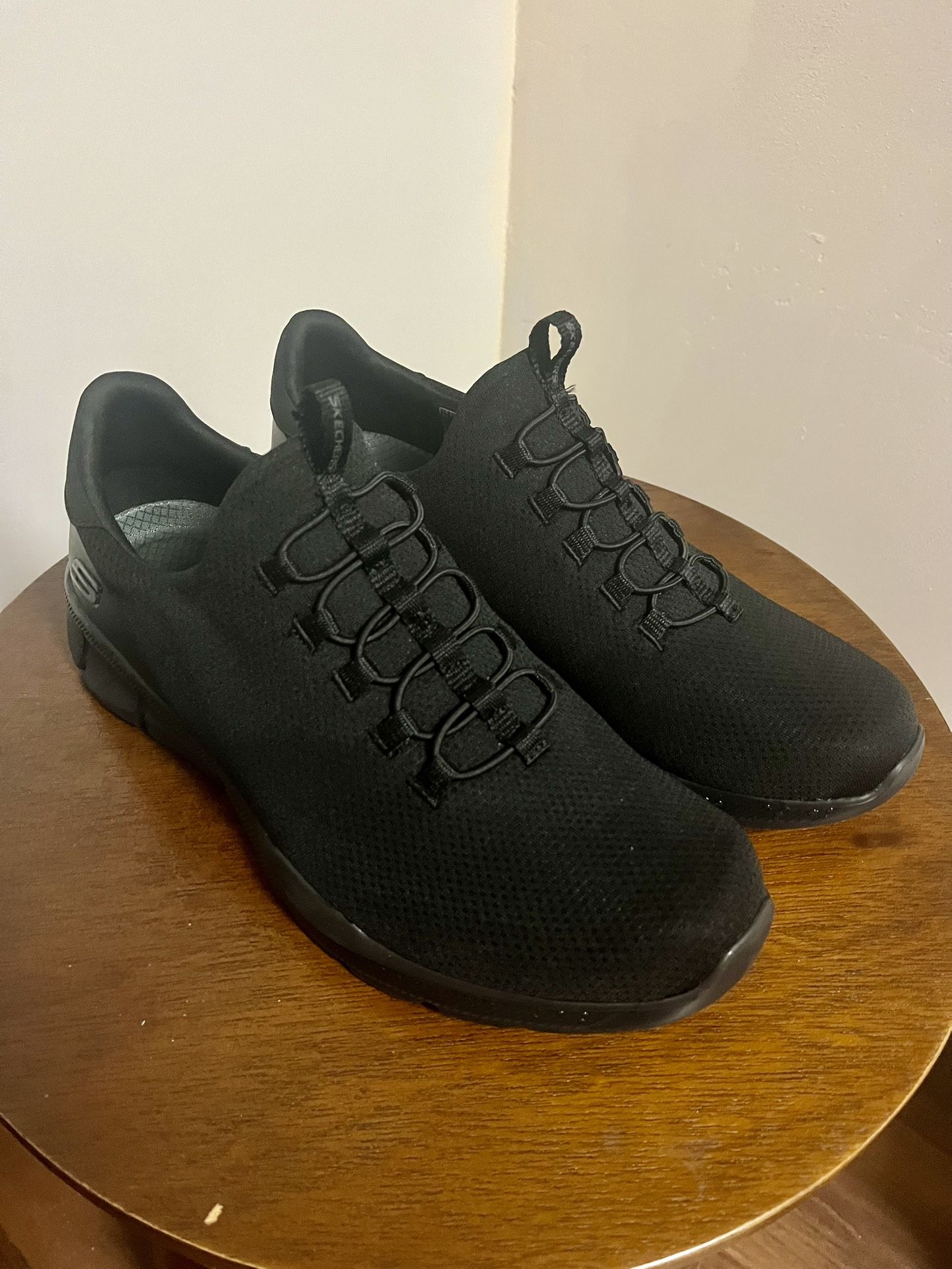 Sketchers Relaxed Fit Memory Foam, Brand New, Men’s 9.5