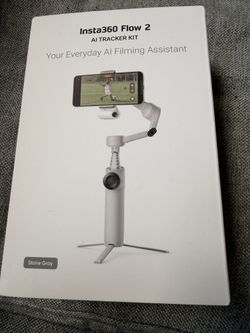 Insta360 Flow 2 AI Tracker Kit
