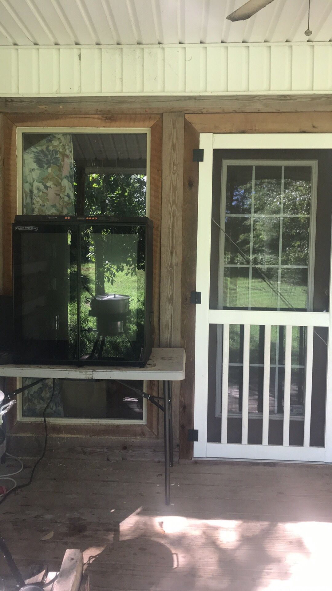 Cajun injector hot sale xl electric smoker