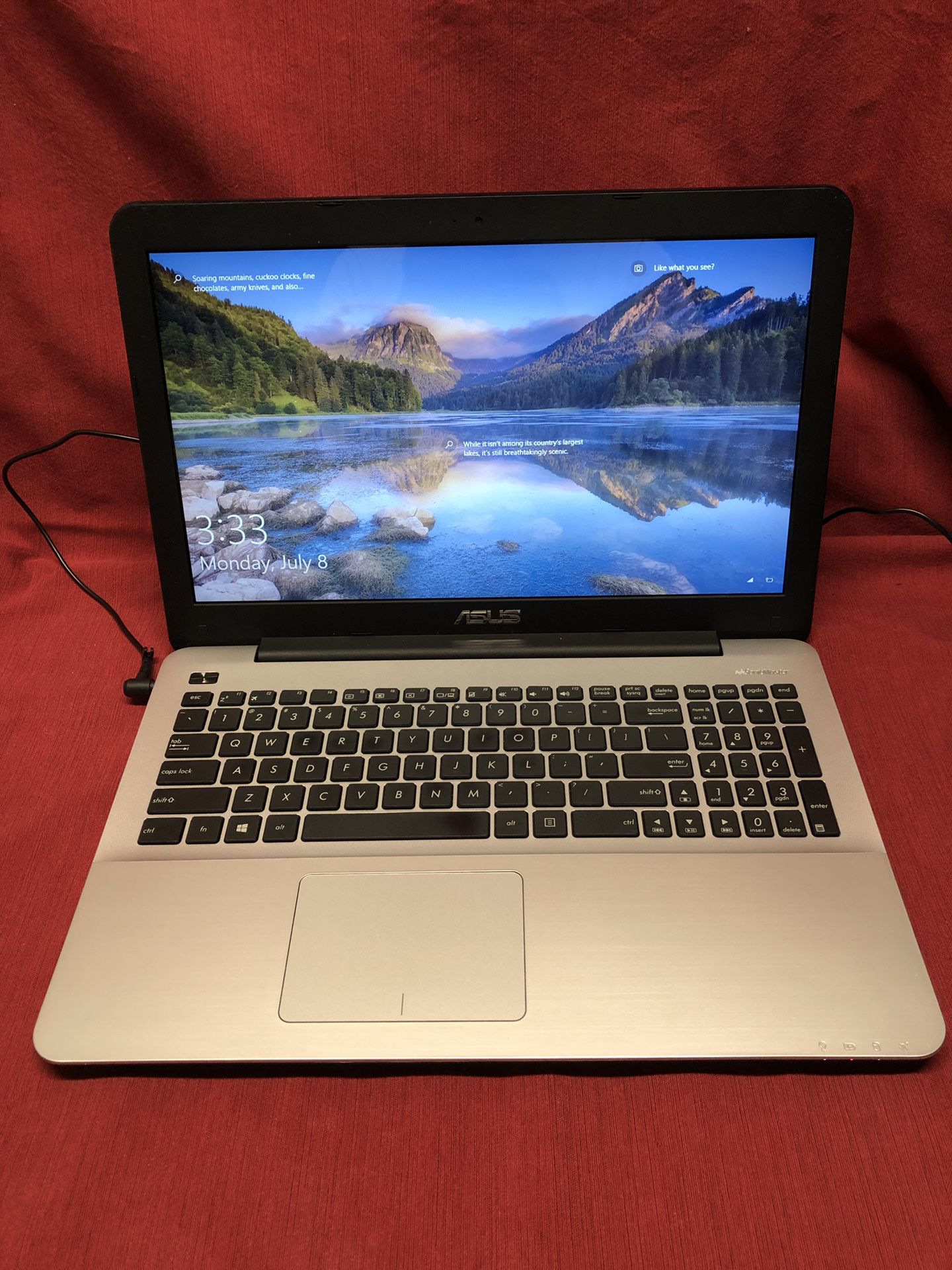 Asus X555L - barely used