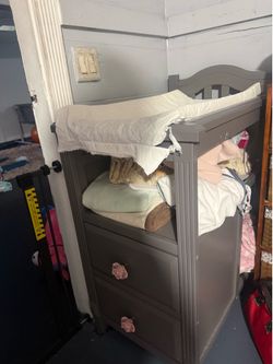 Changing table
