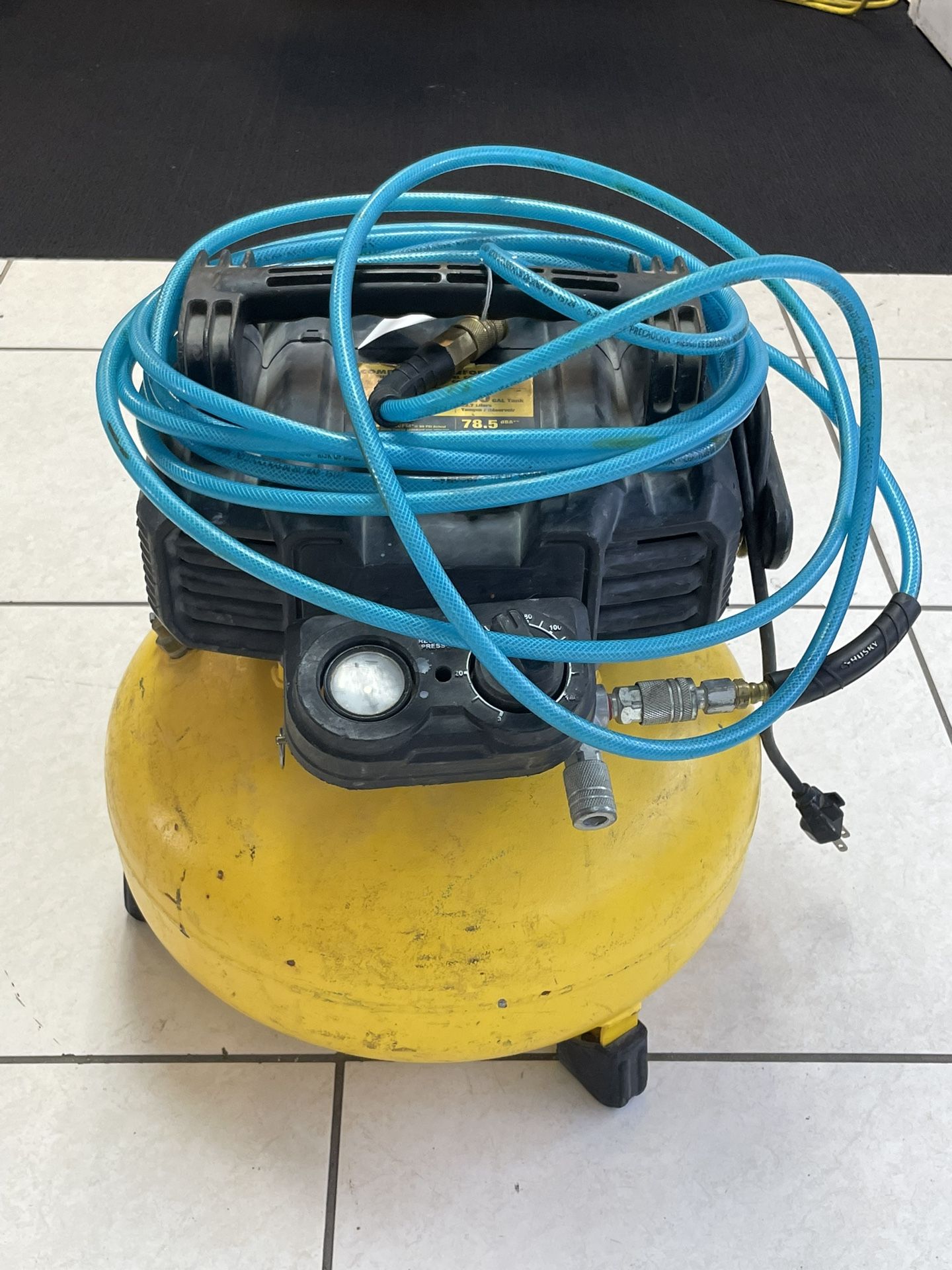 DEWALT COMPRESSOR DWFP55126