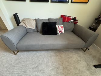 Couch/Coffee Table