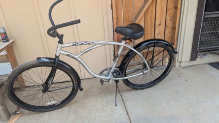 Beach cruiser bike