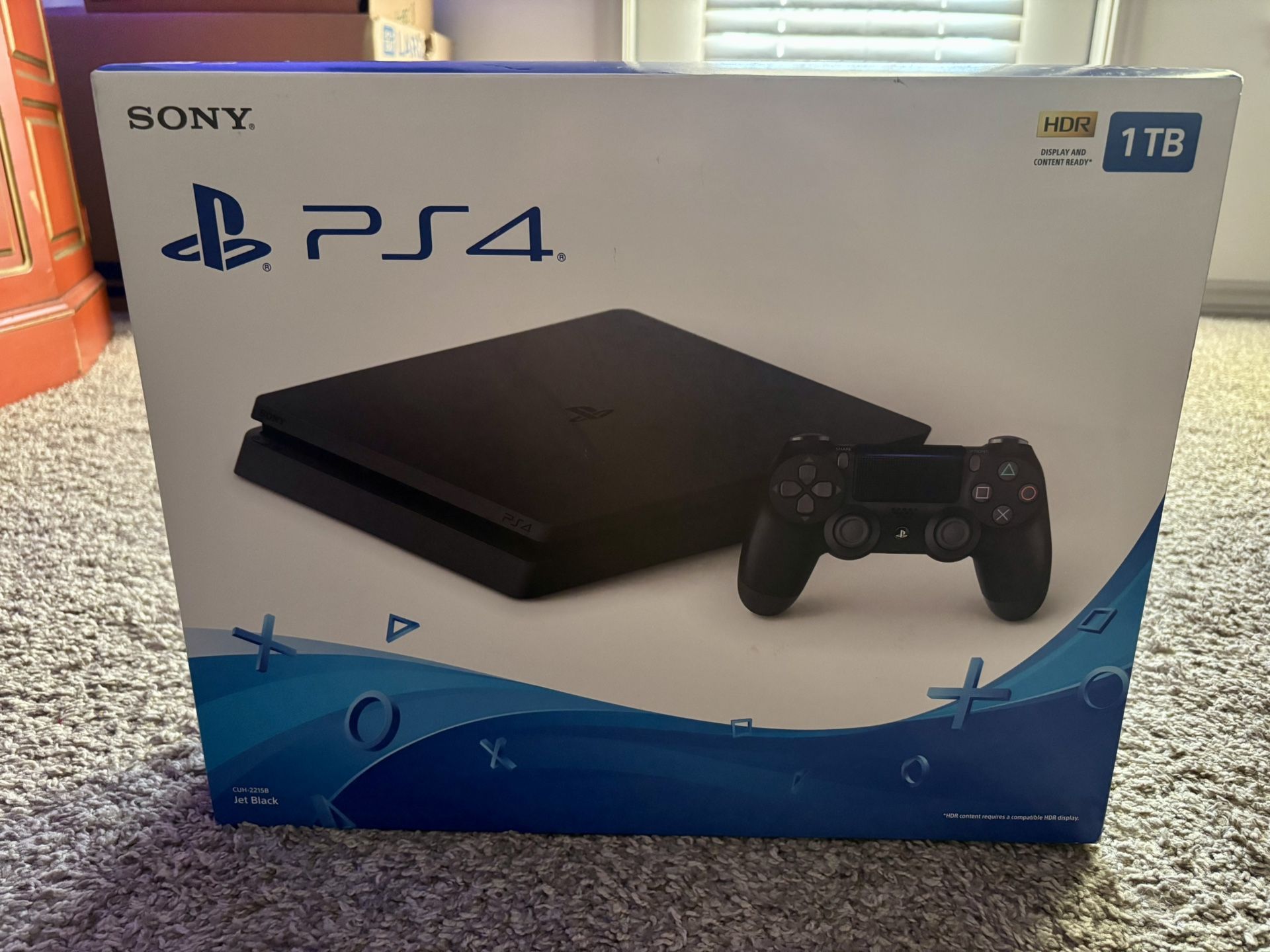 SONY PS4 HDR 1TB JET BLACK