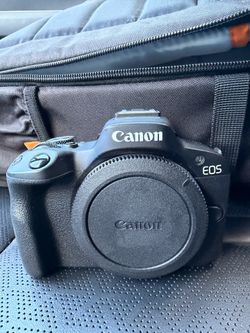 Canon EOS body R50 with 18-45mm lens
