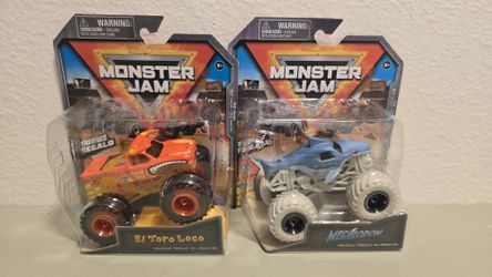 2 Monster Jam Monster Trucks
