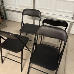4 folding chairs