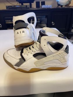 Nike Air Huarache Men 10.5  $50 OBO