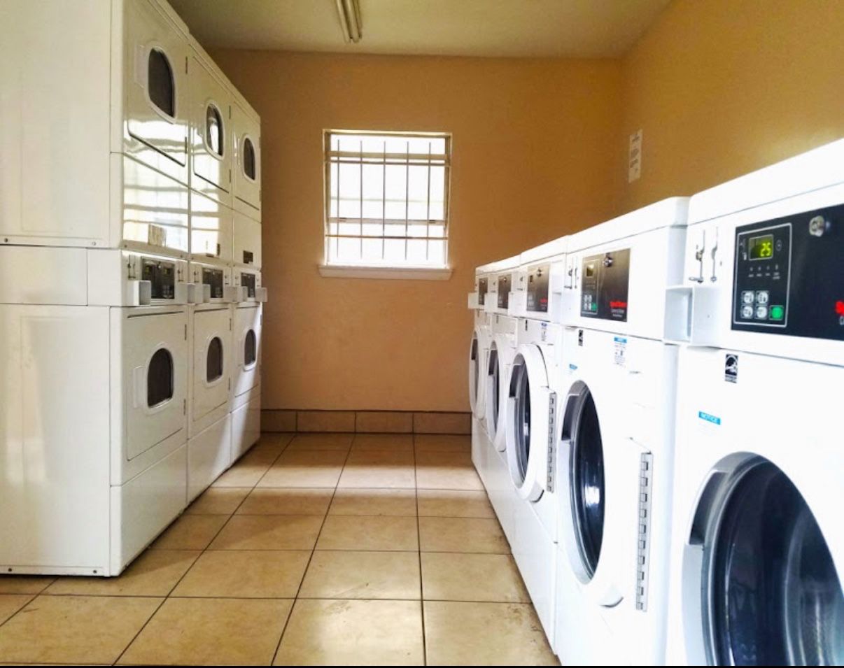 3 Bedrooms $899- 1 Month Free M/I By 10/31