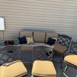 Patio furniture set