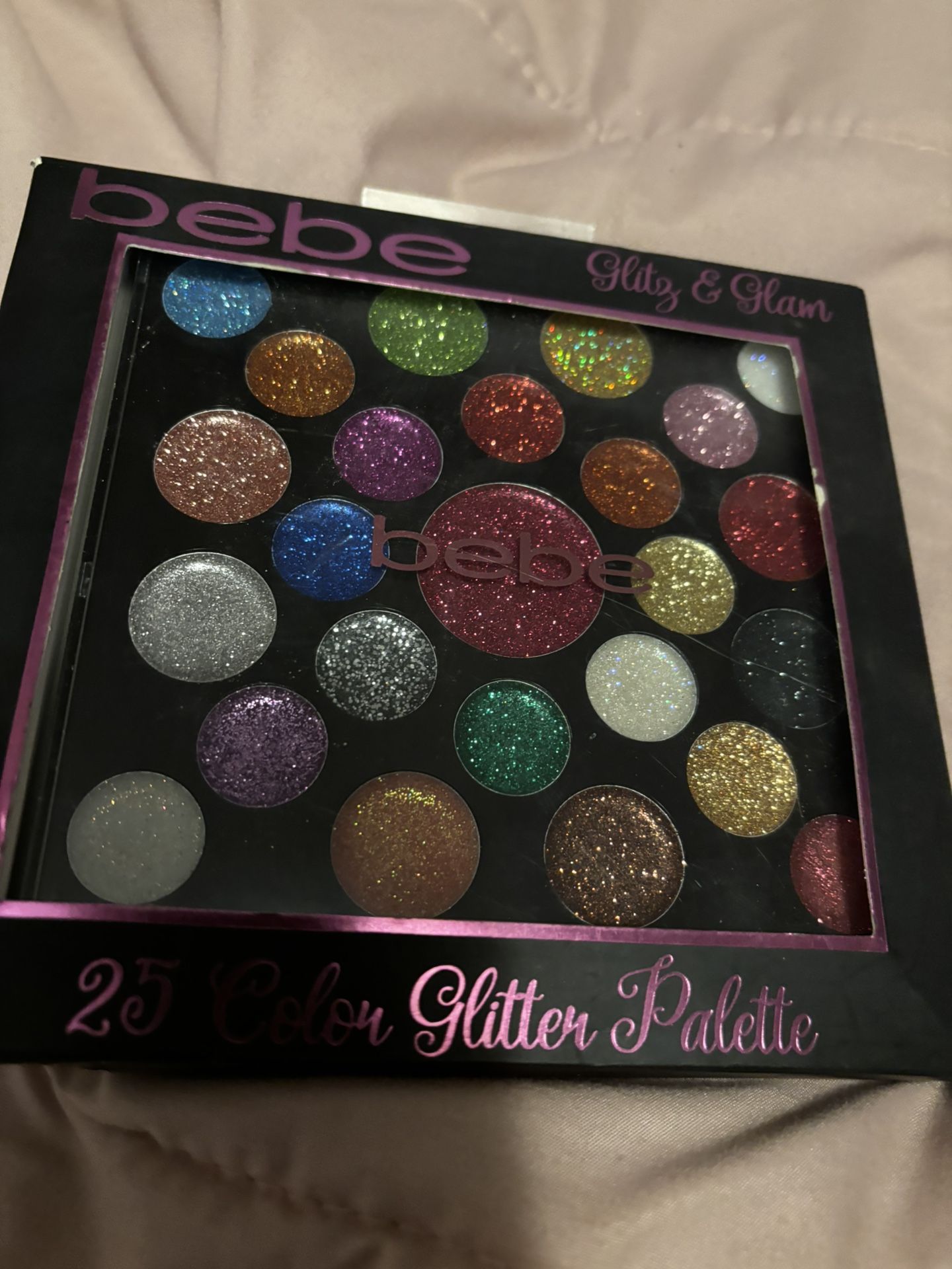 Bebé Glitter Eyeshadow Pallet