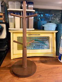 Wood Mug Tree Cup Holder Stand