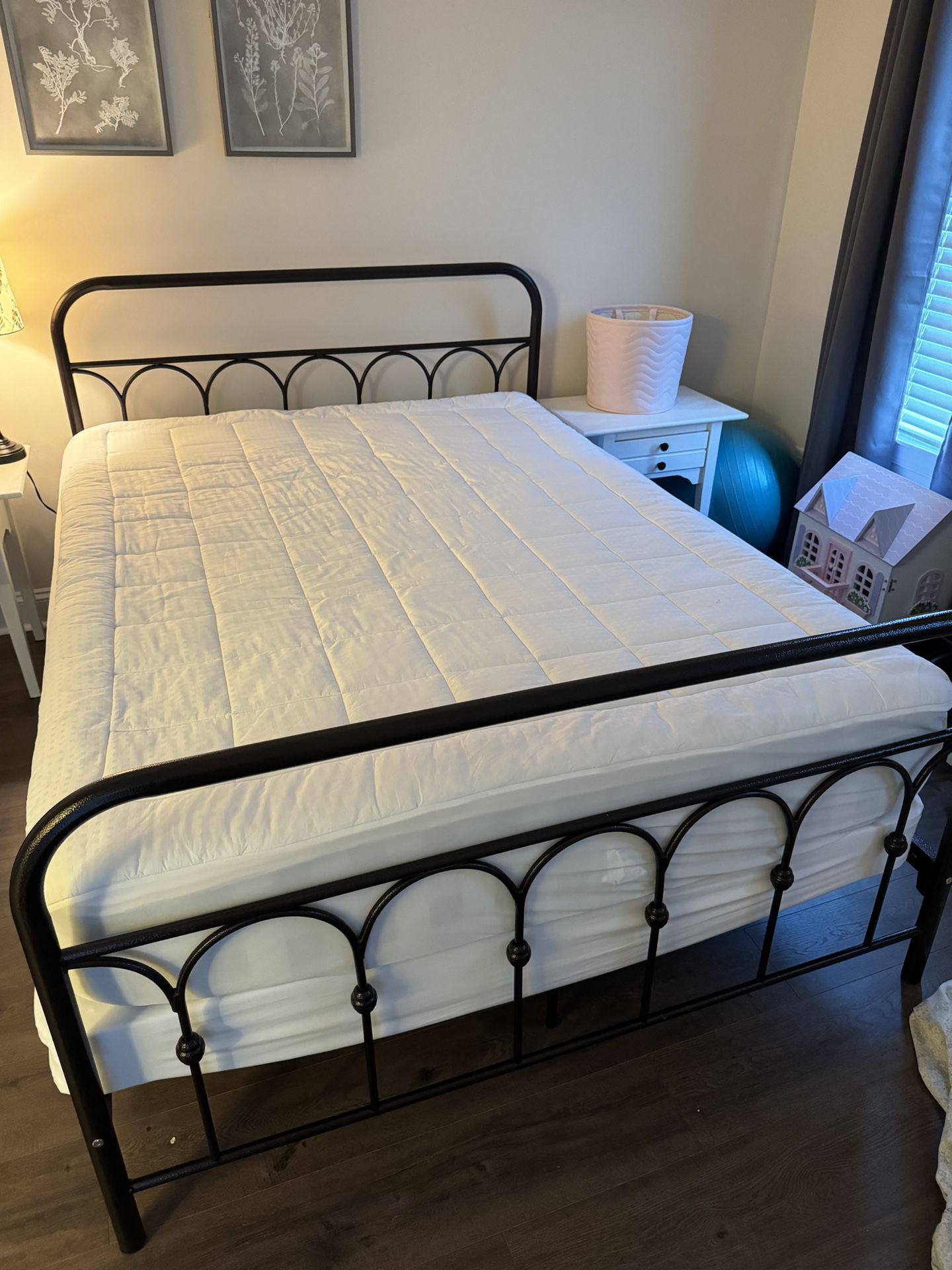 Queen Bed Frame, Mattress, Metal Box Spring, 2 Nightstands, Mattress Cover