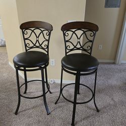  Bar Stools
