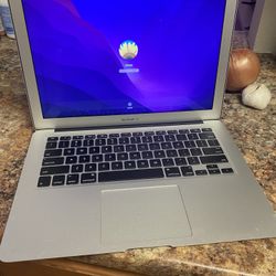 MacBook Air 13 Inch