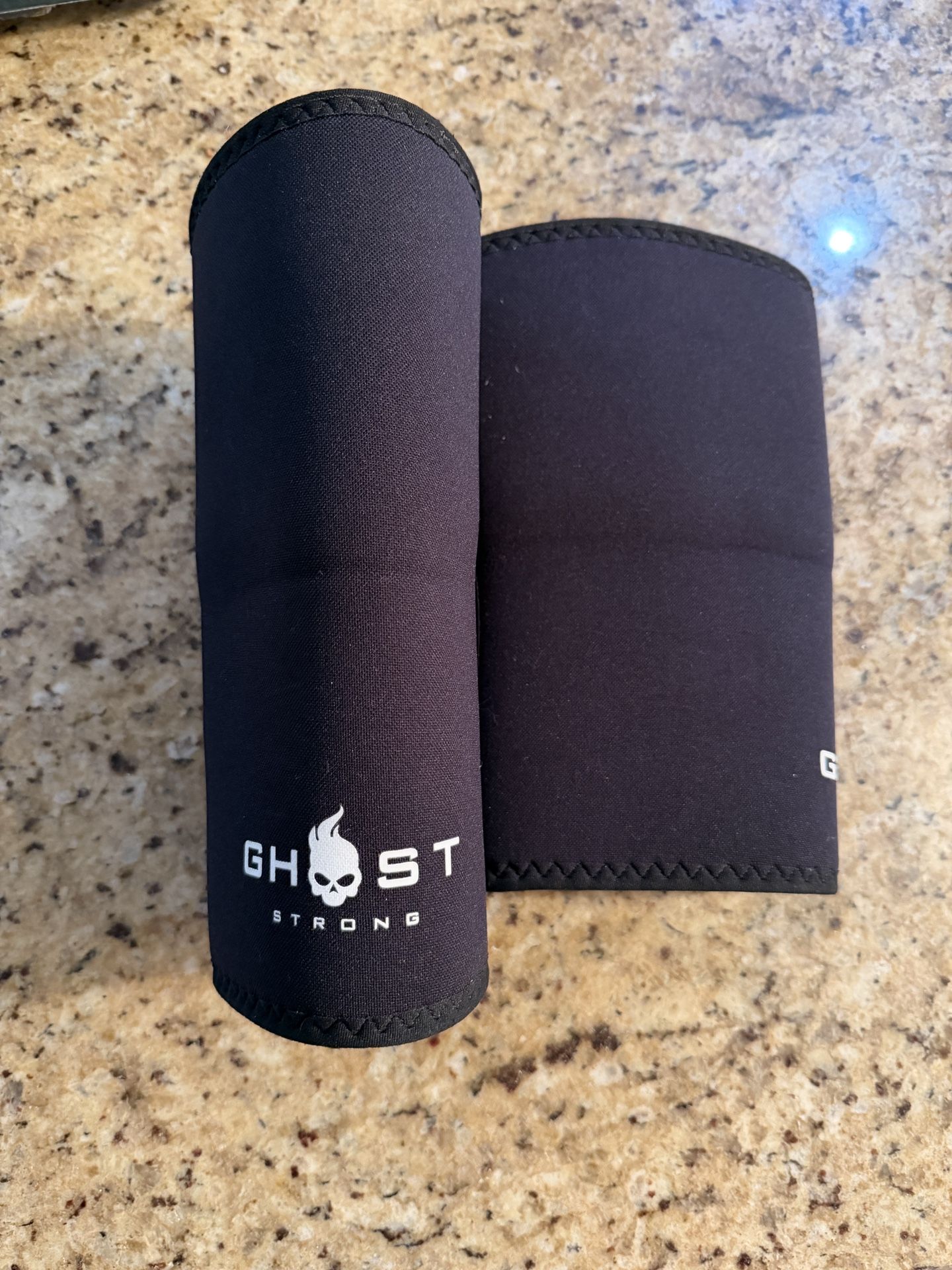 Ghost Strong 7mm Stiff Knee Sleeves 