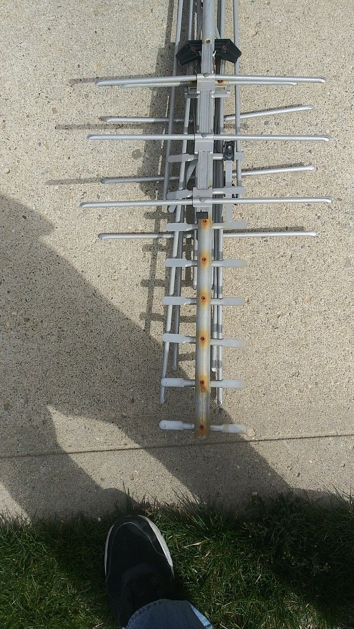 Large House Antenna Aluminum
